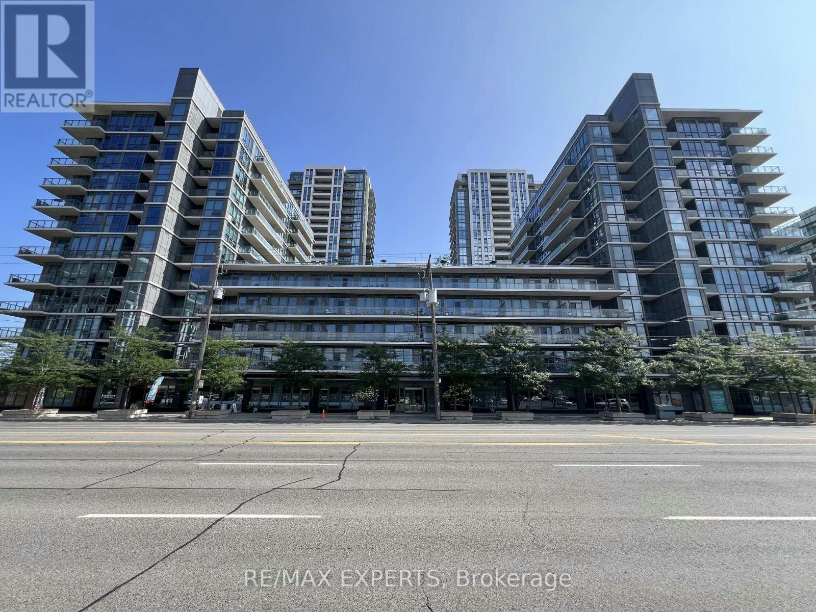 215-1185 The Queensway, Toronto, ON, M8Z 0C6