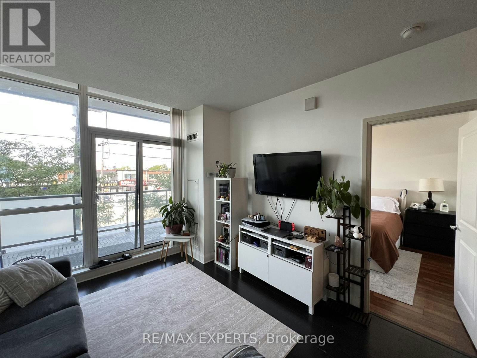 215-1185 The Queensway, Toronto, ON, M8Z 0C6 - 9
