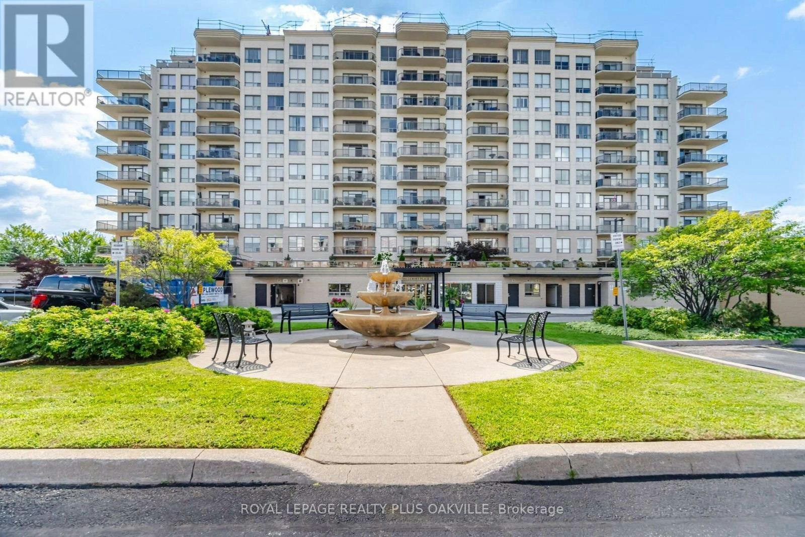 601-1998 Ironstone Drive, Burlington, ON, L7L 7P7