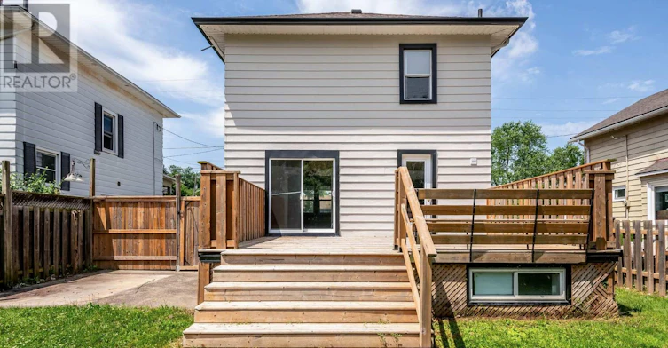 4428 Homewood Avenue, Niagara Falls, ON, L2E 4X5 - 5