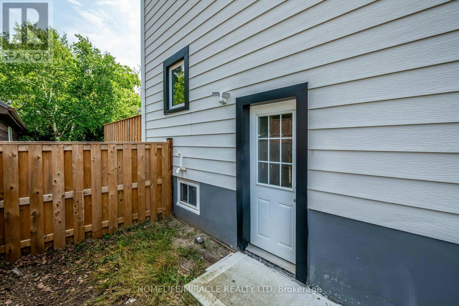 4428 Homewood Avenue, Niagara Falls, ON, L2E 4X5 - 28