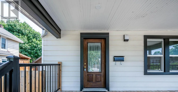 4428 Homewood Avenue, Niagara Falls, ON, L2E 4X5 - 4