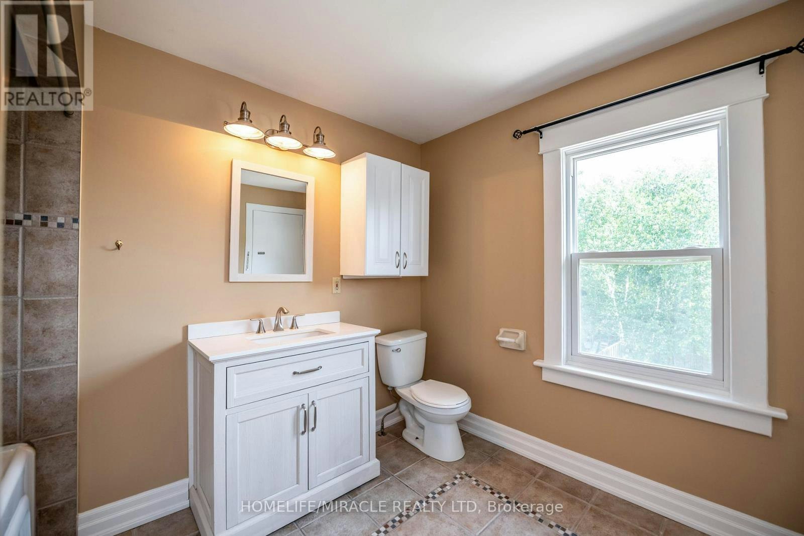 4428 Homewood Avenue, Niagara Falls, ON, L2E 4X5 - 21