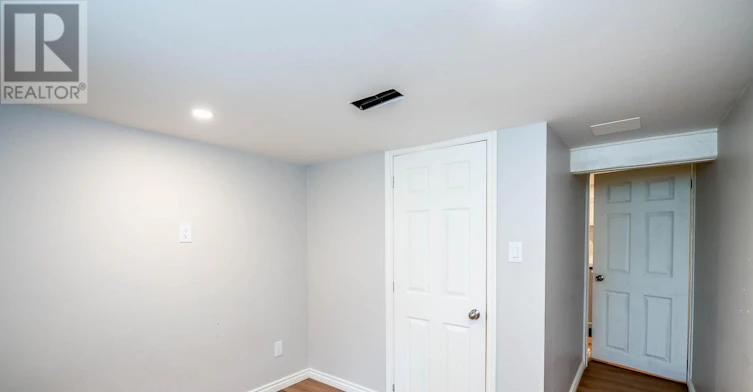 4428 Homewood Avenue, Niagara Falls, ON, L2E 4X5 - 35