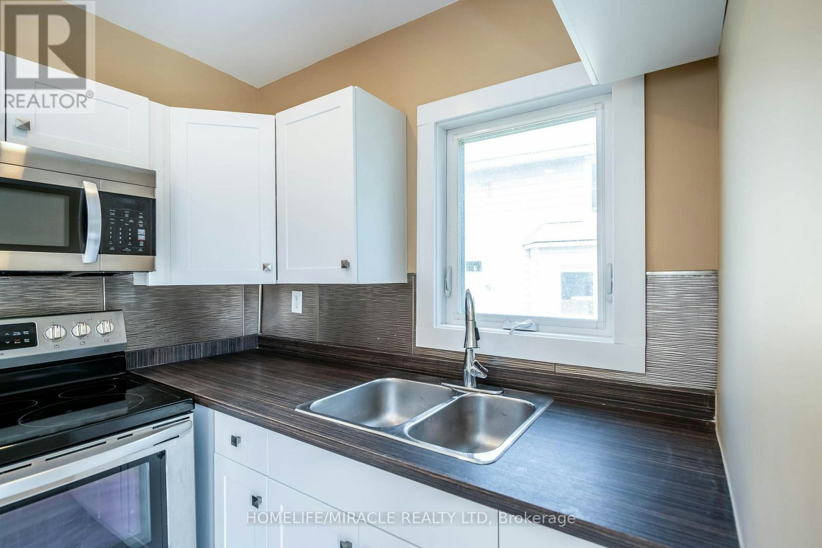4428 Homewood Avenue, Niagara Falls, ON, L2E 4X5 - 18