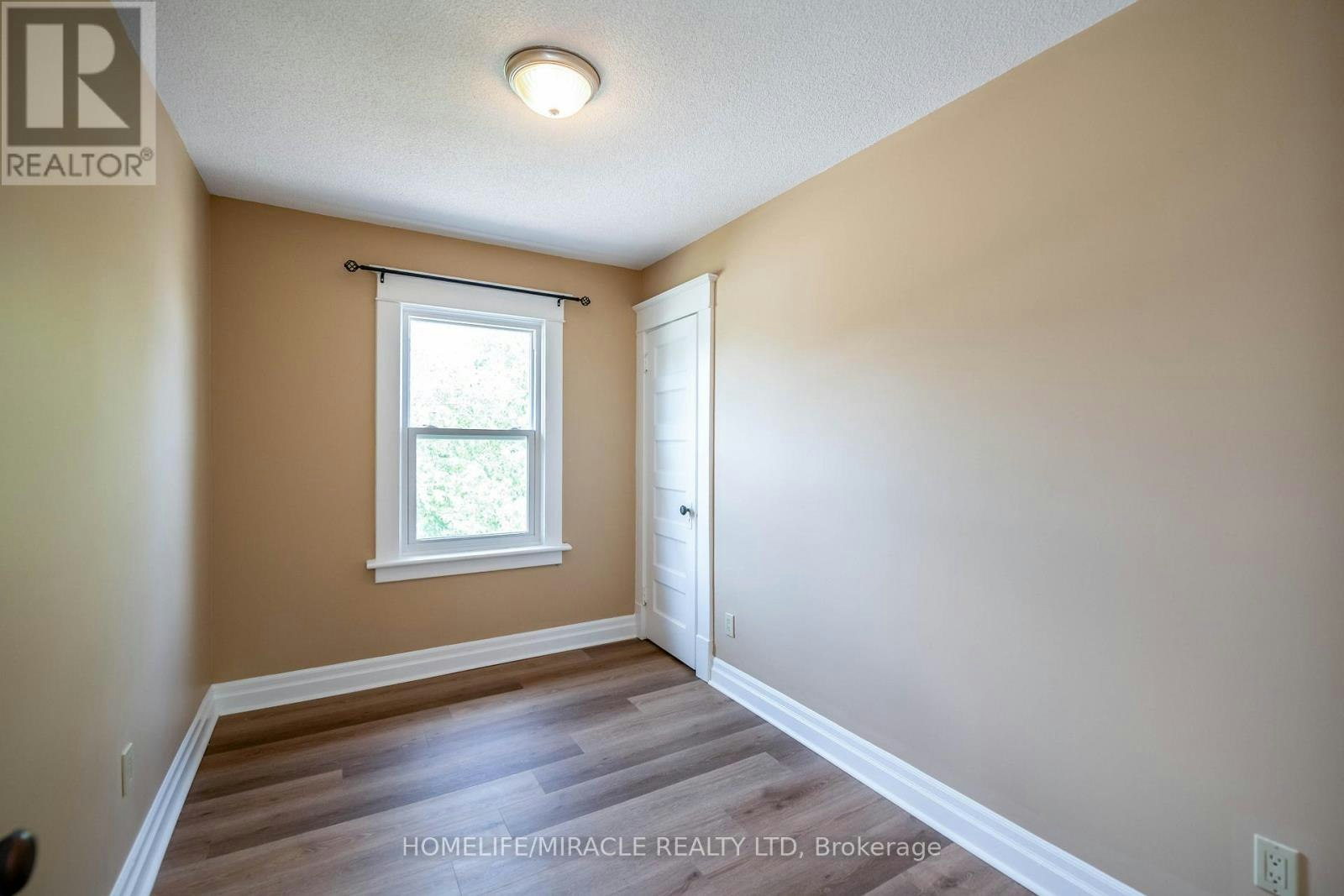 4428 Homewood Avenue, Niagara Falls, ON, L2E 4X5 - 26