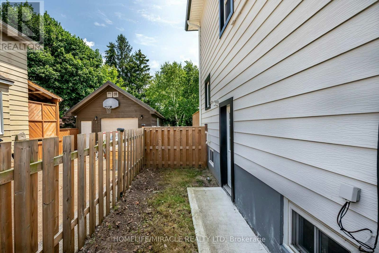 4428 Homewood Avenue, Niagara Falls, ON, L2E 4X5 - 27