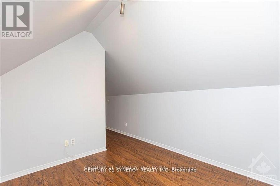 11-450 Maclaren Street, Ottawa, ON, K1R 5K6 - 11