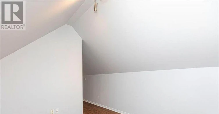 11-450 Maclaren Street, Ottawa, ON, K1R 5K6 - 11
