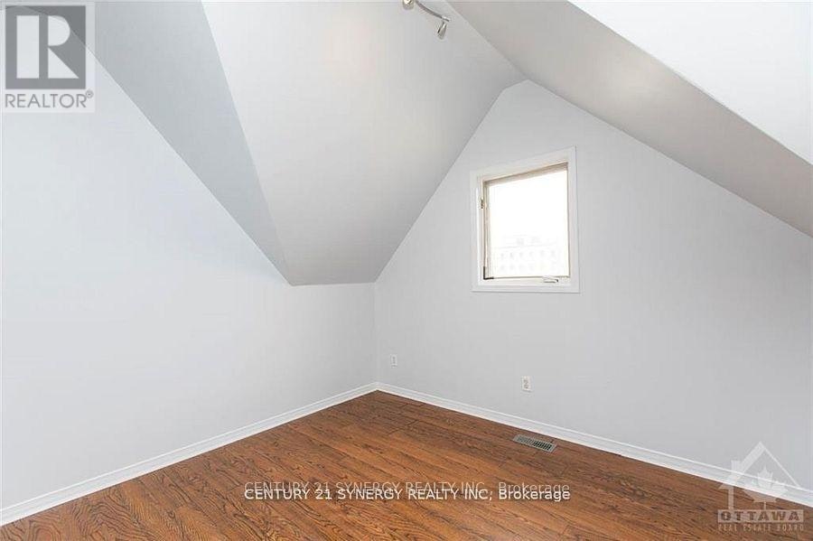 11-450 Maclaren Street, Ottawa, ON, K1R 5K6 - 9