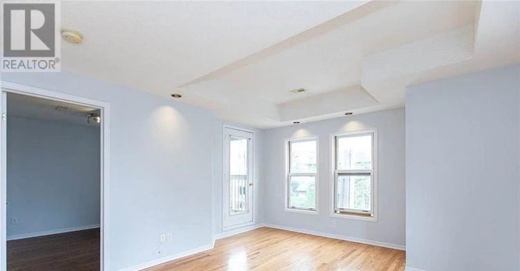 11-450 Maclaren Street, Ottawa, ON, K1R 5K6 - 2