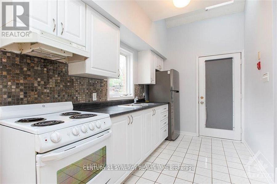 11-450 Maclaren Street, Ottawa, ON, K1R 5K6 - 5