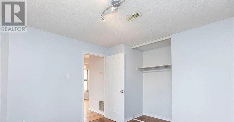 11-450 Maclaren Street, Ottawa, ON, K1R 5K6 - 12