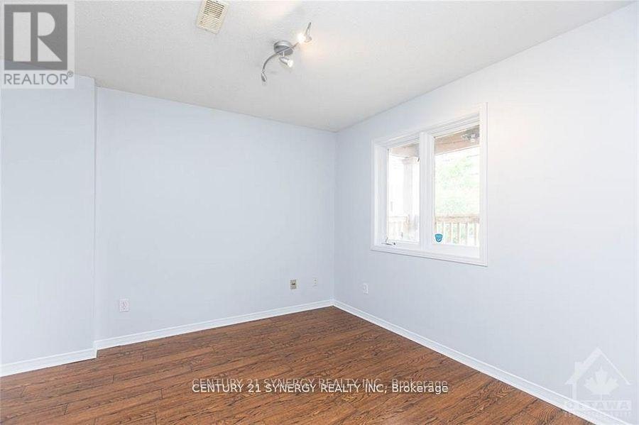 11-450 Maclaren Street, Ottawa, ON, K1R 5K6 - 13