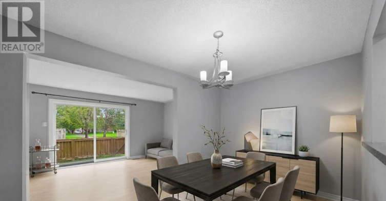 1713 Heatherington Road, Ottawa, ON, K1V 8T8 - 2