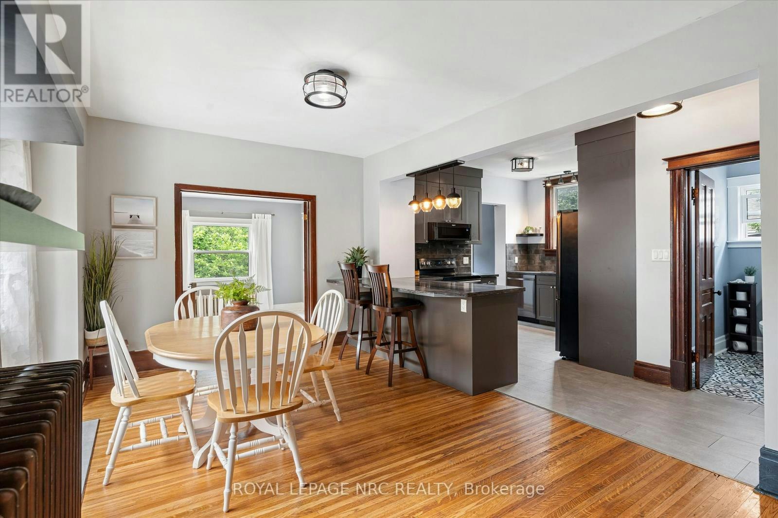 167 Pleasant Avenue, St. Catharines, ON, L2R 1Y6 - 10