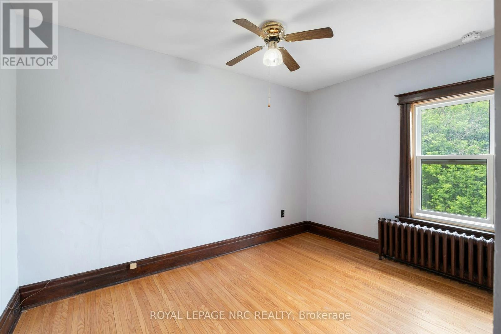 167 Pleasant Avenue, St. Catharines, ON, L2R 1Y6 - 27