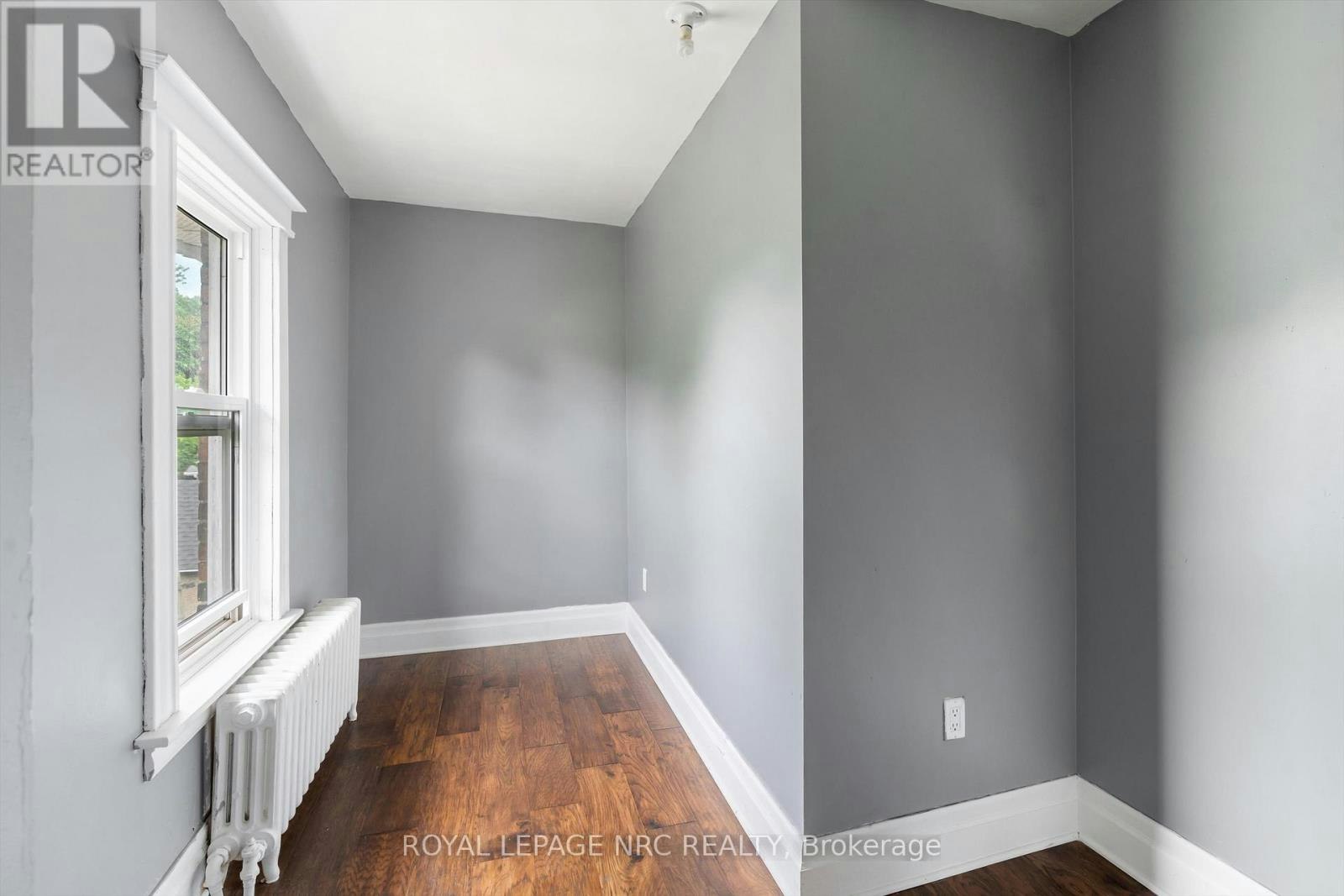 167 Pleasant Avenue, St. Catharines, ON, L2R 1Y6 - 29