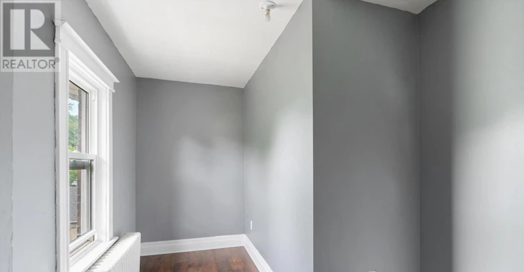 167 Pleasant Avenue, St. Catharines, ON, L2R 1Y6 - 29
