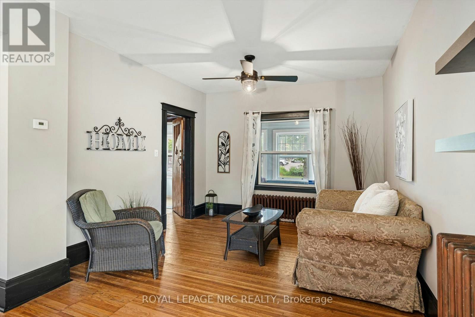 167 Pleasant Avenue, St. Catharines, ON, L2R 1Y6 - 9