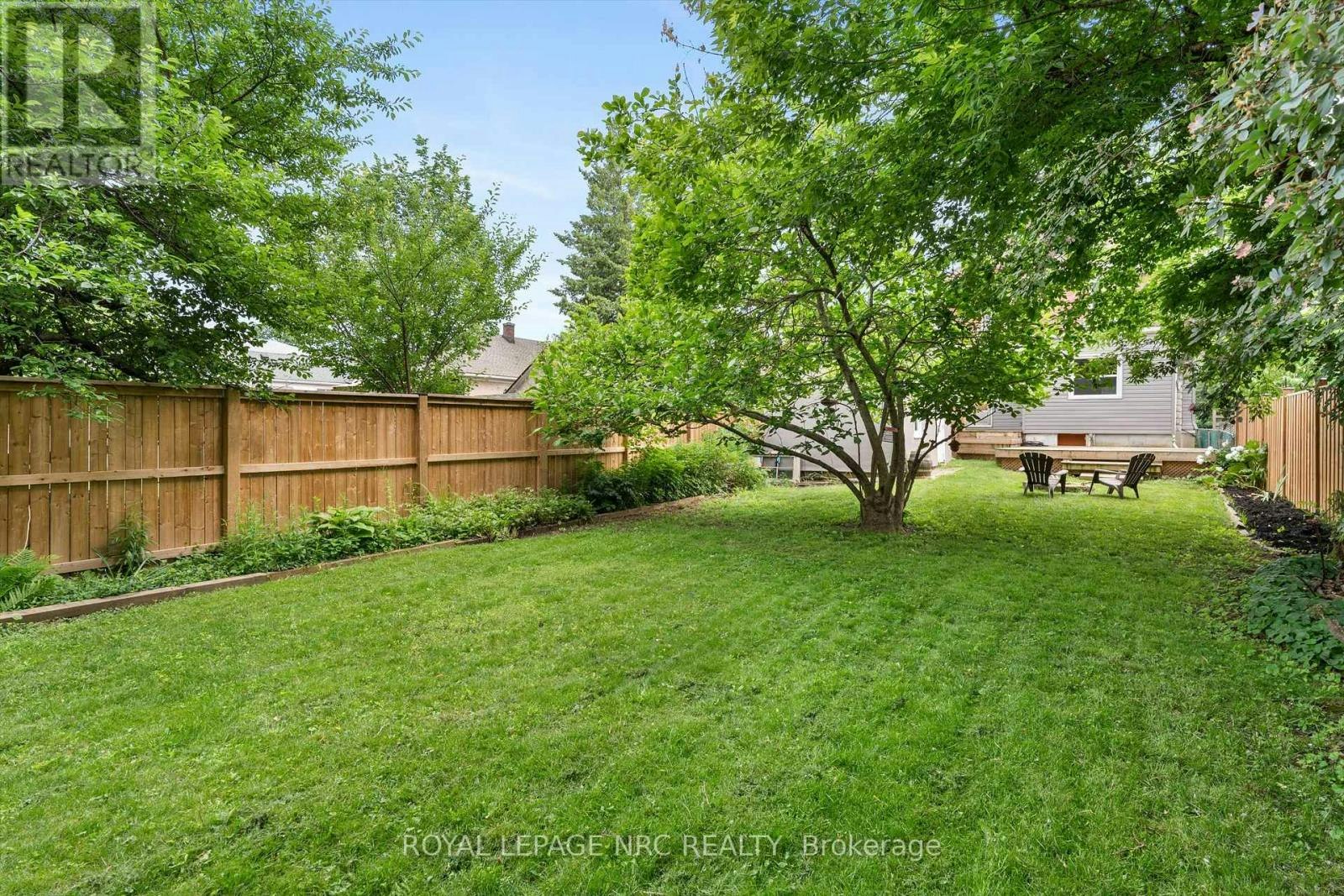 167 Pleasant Avenue, St. Catharines, ON, L2R 1Y6 - 36