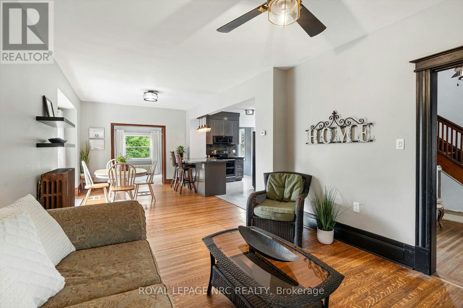 167 Pleasant Avenue, St. Catharines, ON, L2R 1Y6 - 8