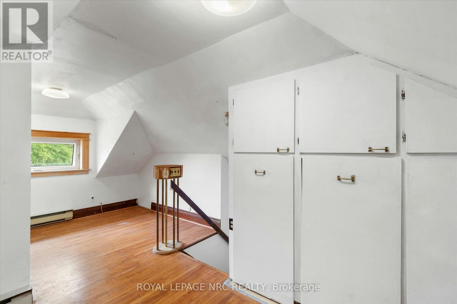167 Pleasant Avenue, St. Catharines, ON, L2R 1Y6 - 25