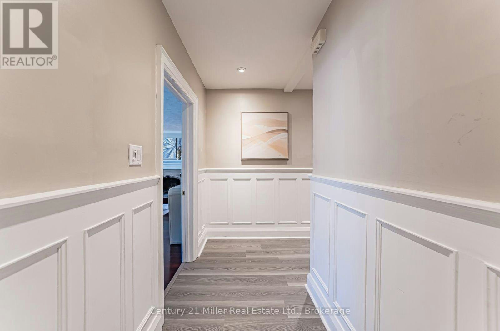 FIRST Floor 889 Avenue Road, Toronto, ON, M5P 2K7 - 2