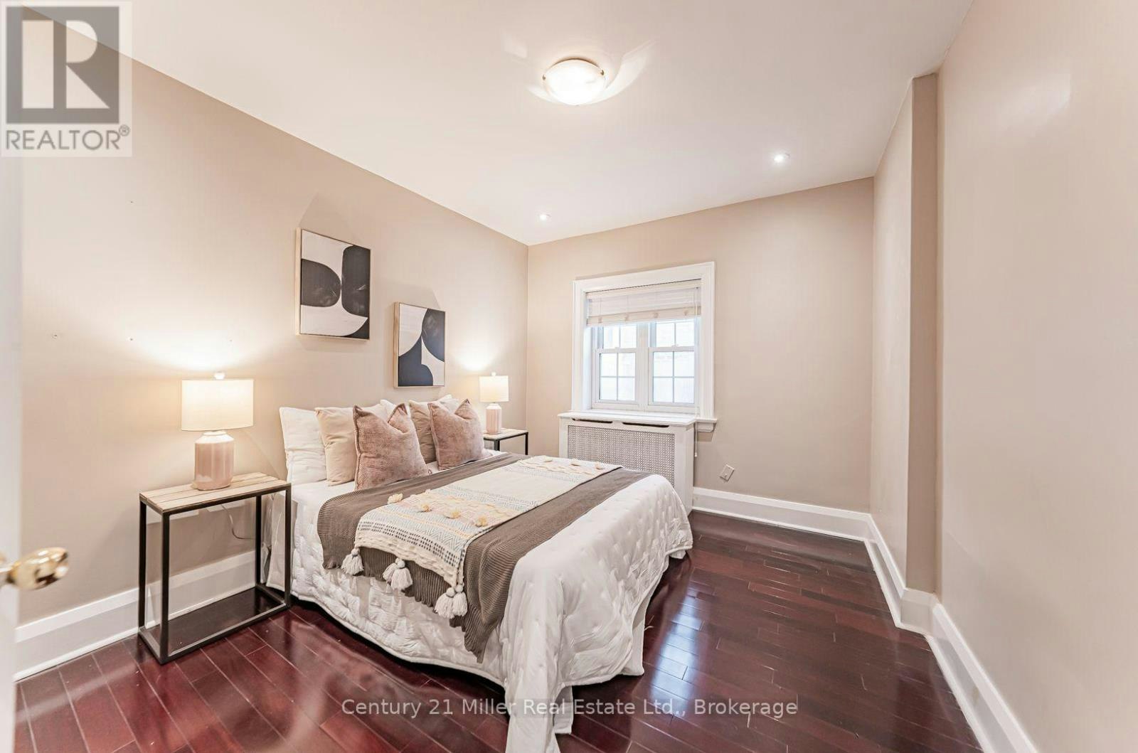 FIRST Floor 889 Avenue Road, Toronto, ON, M5P 2K7 - 16