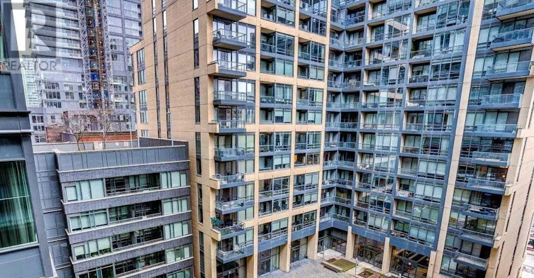 910-25 Oxley Street, Toronto, ON, M5V 2J5 - 21