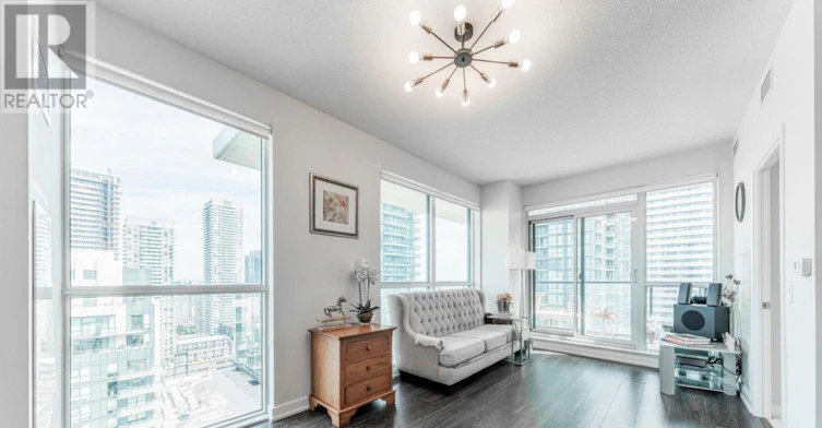 2815-4055 Parkside Village Drive, Mississauga, ON, L5B 0K2
