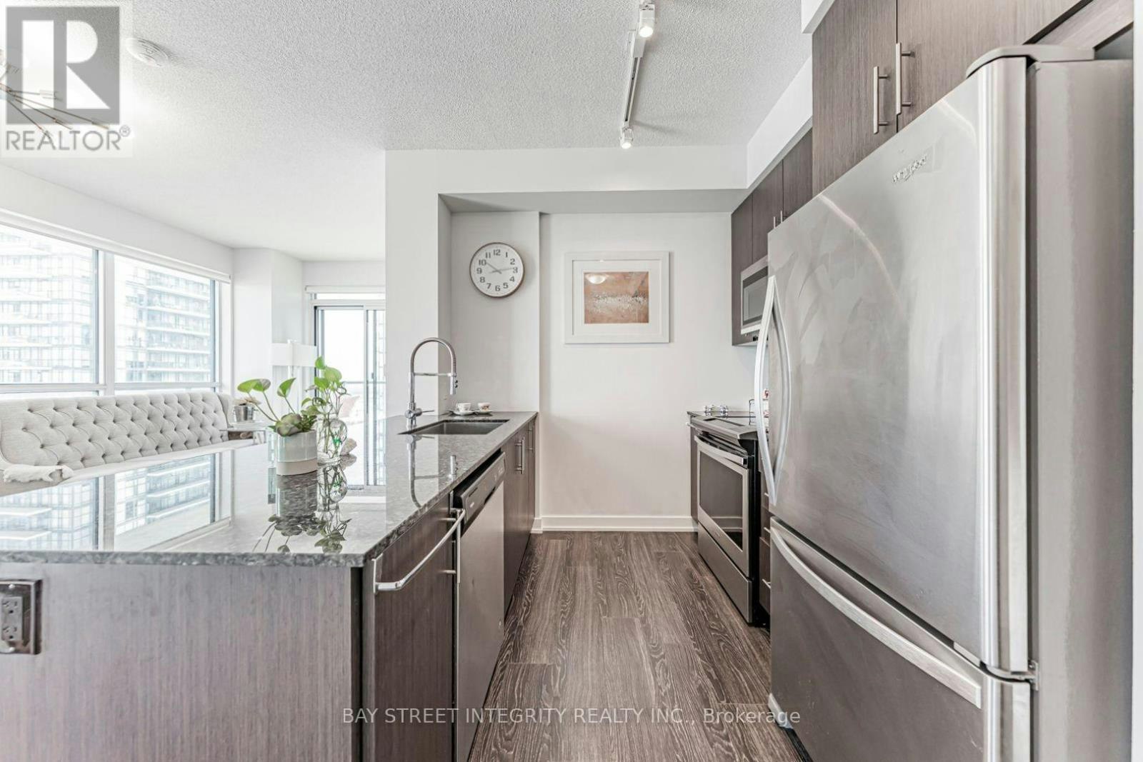 2815-4055 Parkside Village Drive, Mississauga, ON, L5B 0K2 - 16