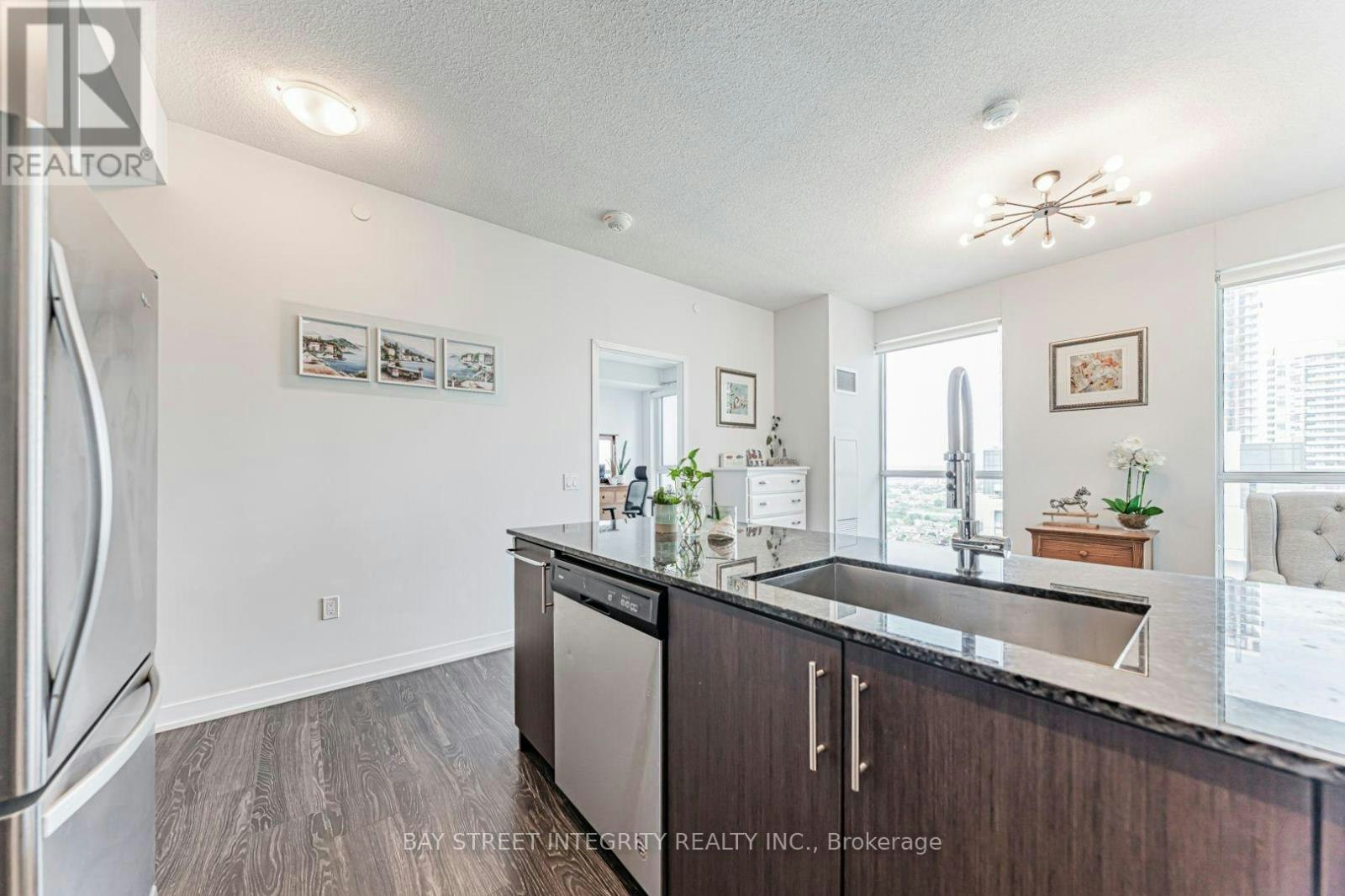 2815-4055 Parkside Village Drive, Mississauga, ON, L5B 0K2 - 19