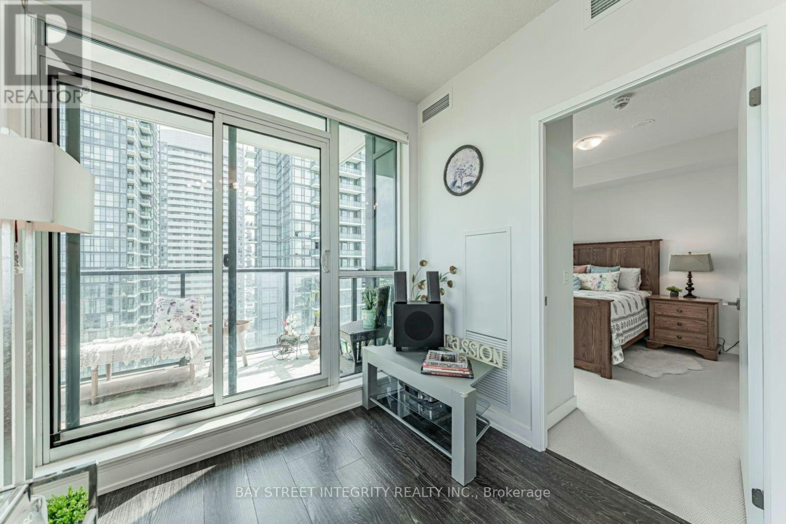 2815-4055 Parkside Village Drive, Mississauga, ON, L5B 0K2 - 21