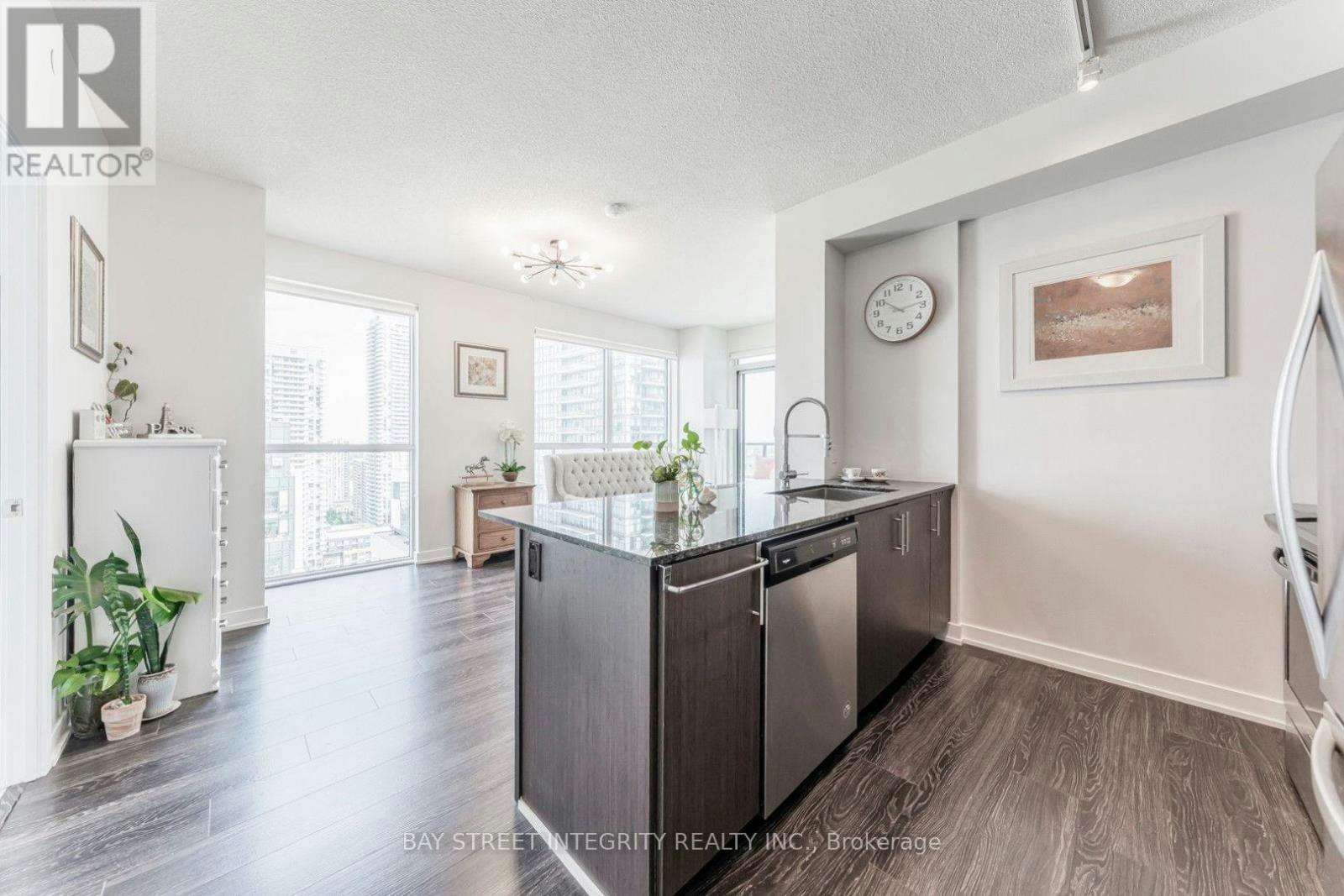 2815-4055 Parkside Village Drive, Mississauga, ON, L5B 0K2 - 10