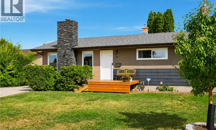 39 Brown Crescent