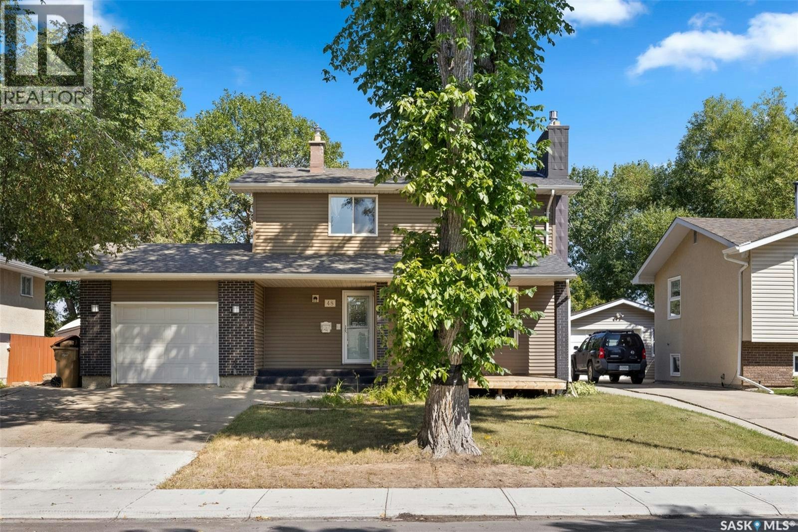 48 French Crescent, Regina, SK, S4R 6N4