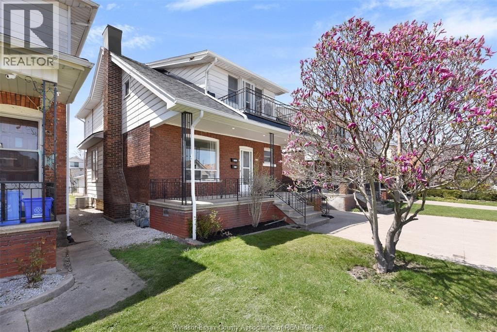 UPPER-1069 Marentette Avenue, Windsor, ON, N9A 2A4 - 2