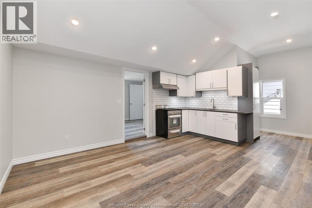 UPPER-1069 Marentette Avenue, Windsor, ON, N9A 2A4 - 9
