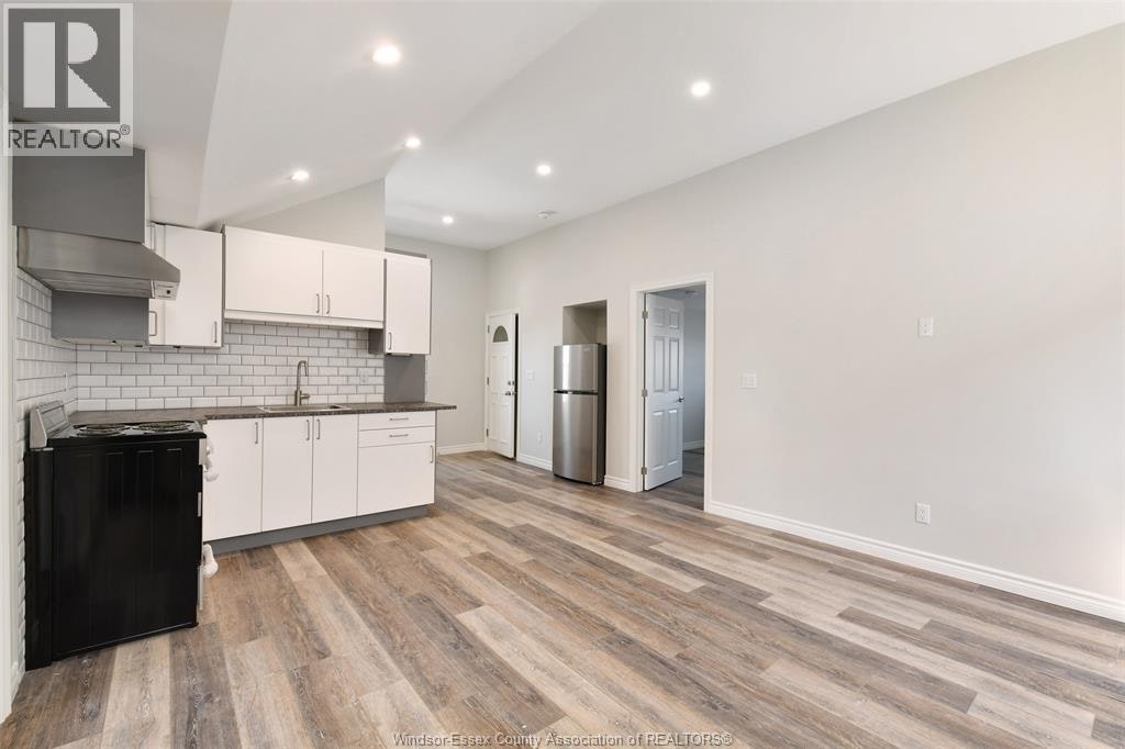 UPPER-1069 Marentette Avenue, Windsor, ON, N9A 2A4 - 7