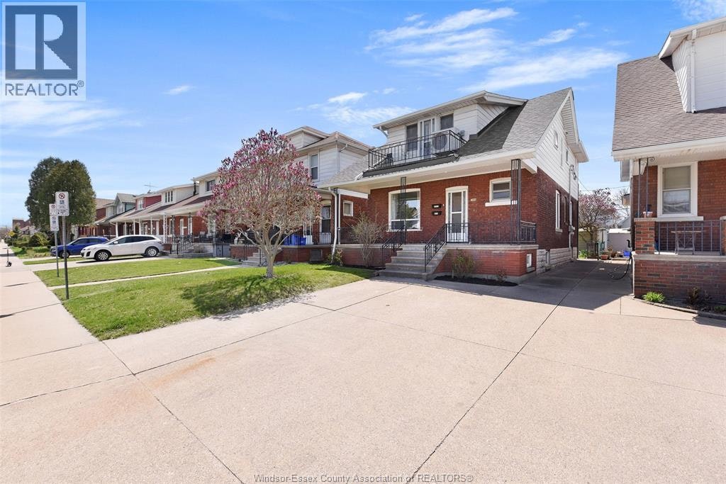 UPPER-1069 Marentette Avenue, Windsor, ON, N9A 2A4 - 3