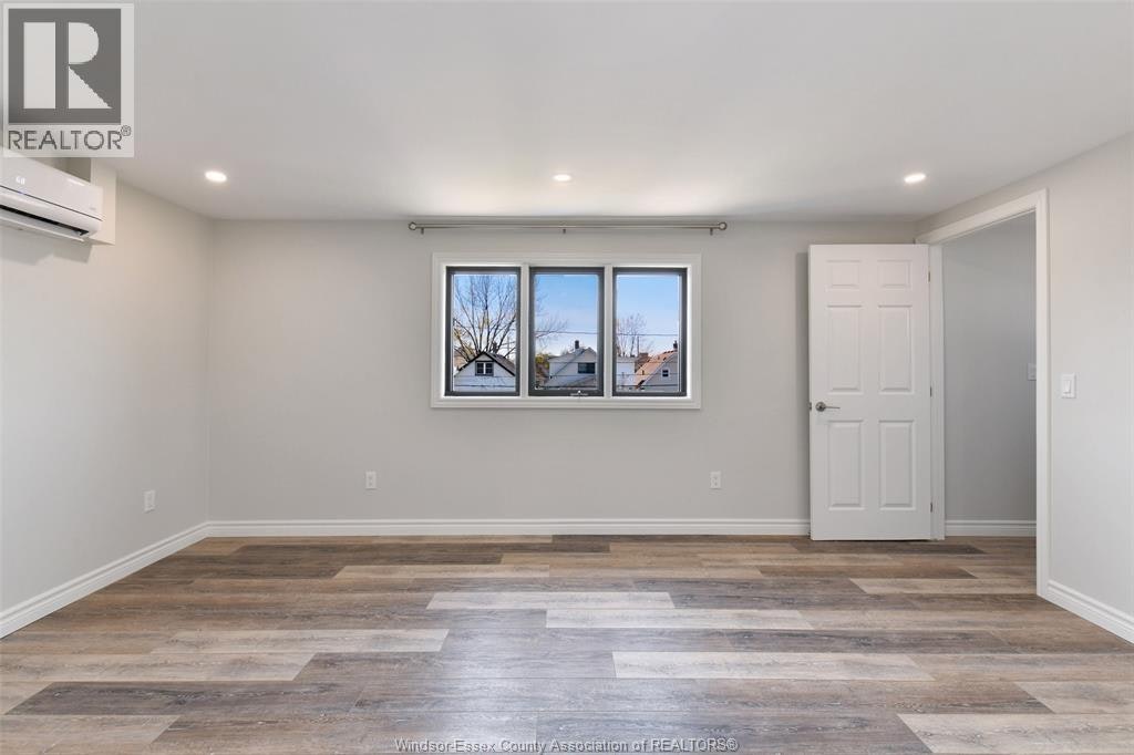 UPPER-1069 Marentette Avenue, Windsor, ON, N9A 2A4 - 16