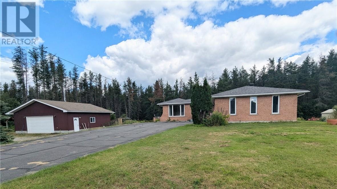 1244 Gravel Drive, Greater Sudbury, ON, P3P 1R8