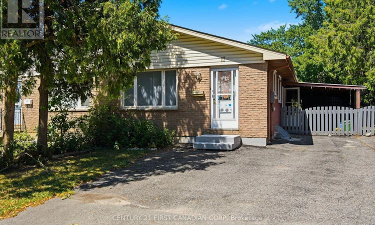 17 Edgemere Crescent