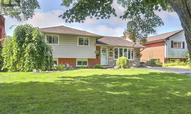 45 Agincourt Gardens