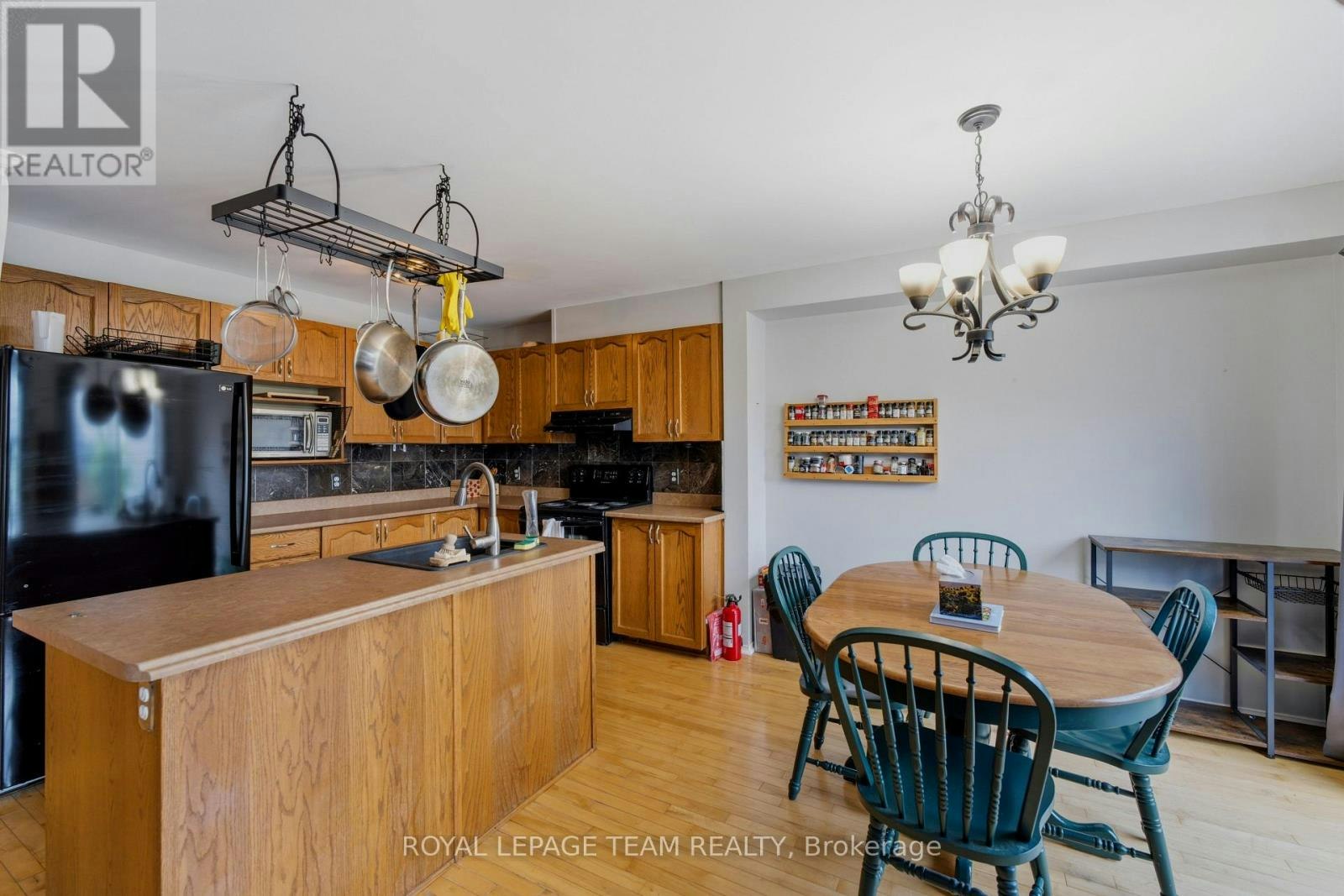 25 Oldfield Street, Ottawa, ON, K2G 6S8 - 13