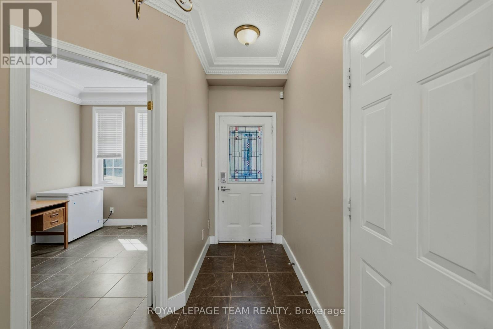 25 Oldfield Street, Ottawa, ON, K2G 6S8 - 4
