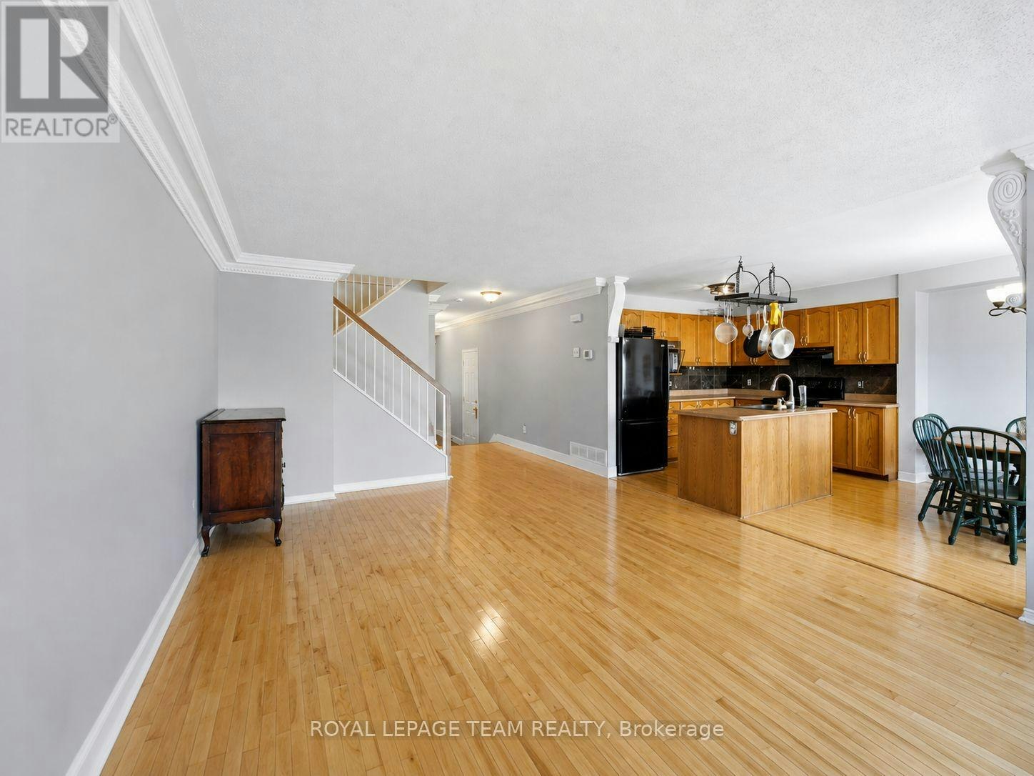 25 Oldfield Street, Ottawa, ON, K2G 6S8 - 9