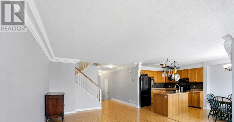 25 Oldfield Street, Ottawa, ON, K2G 6S8 - 9