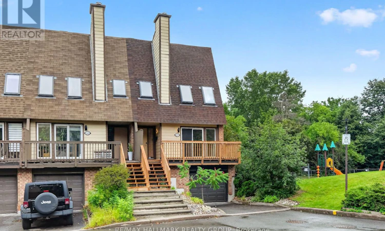 1427 Forge Street